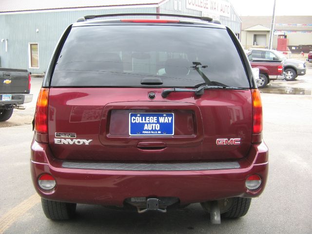 GMC Envoy 2004 photo 3