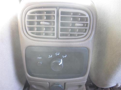 GMC Envoy 2004 photo 2