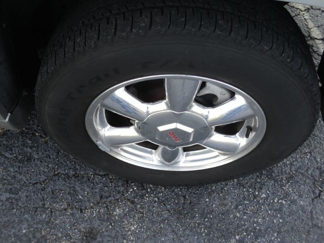 GMC Envoy 2004 photo 3