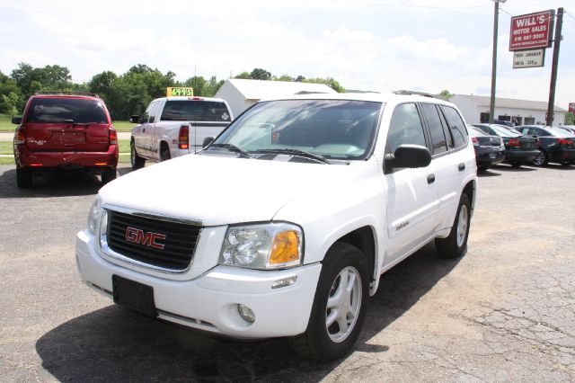 GMC Envoy 2004 photo 3