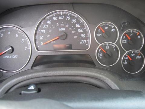 GMC Envoy 2004 photo 5