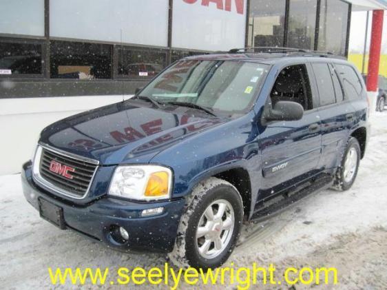 GMC Envoy 2004 photo 1