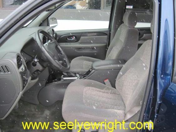 GMC Envoy 2004 photo 5