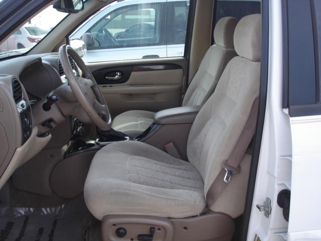 GMC Envoy 2004 photo 4