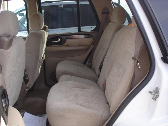 GMC Envoy 2004 photo 5