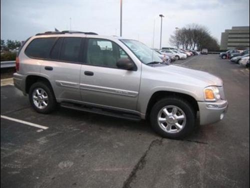GMC Envoy 2004 photo 1