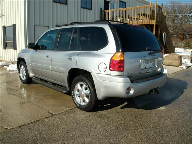 GMC Envoy 2004 photo 3