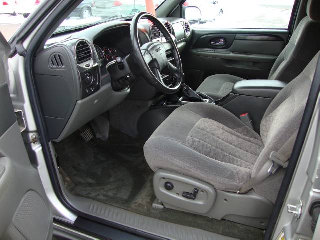 GMC Envoy 2004 photo 4