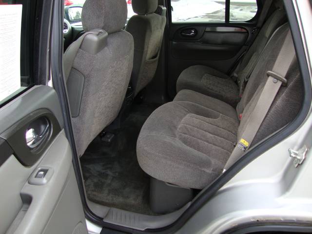 GMC Envoy 2004 photo 5