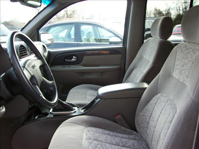 GMC Envoy 2004 photo 4