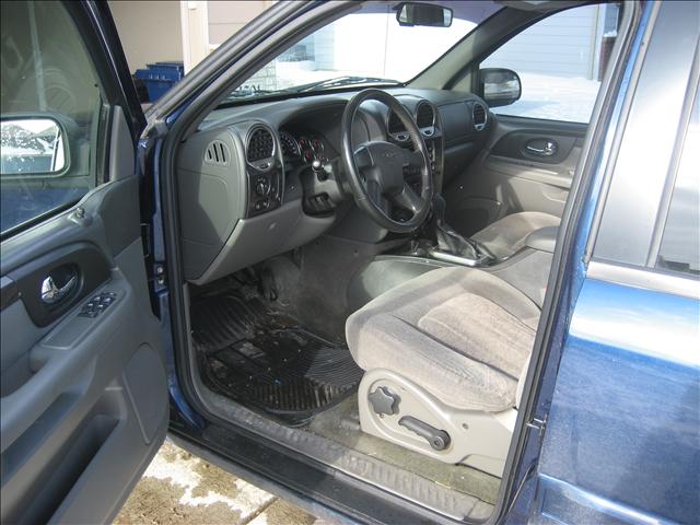 GMC Envoy 2004 photo 5