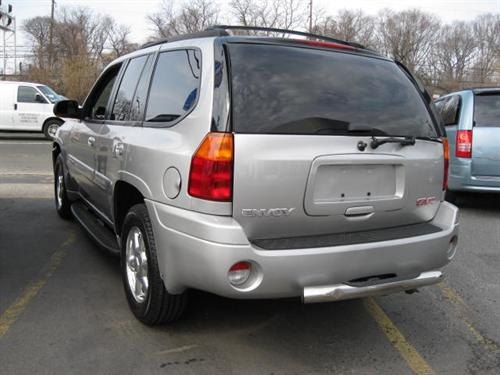 GMC Envoy 2004 photo 1