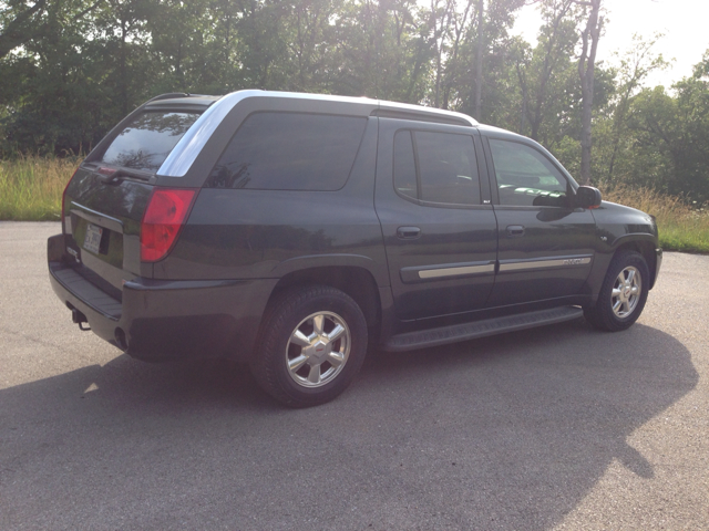 GMC Envoy 4 Dr 2.5 Sedan SUV