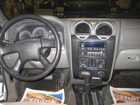 GMC Envoy 2004 photo 4