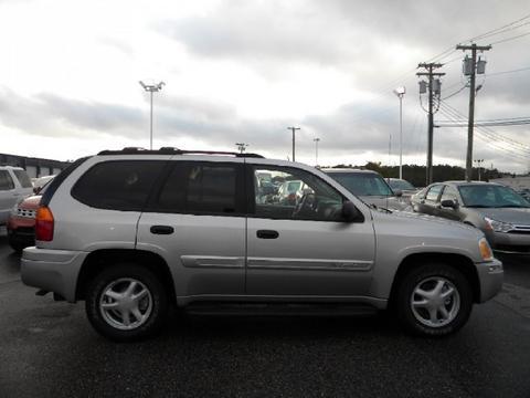 GMC Envoy 2004 photo 2