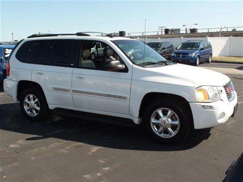 GMC Envoy 2004 photo 1