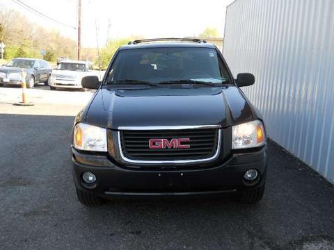 GMC Envoy 2004 photo 2
