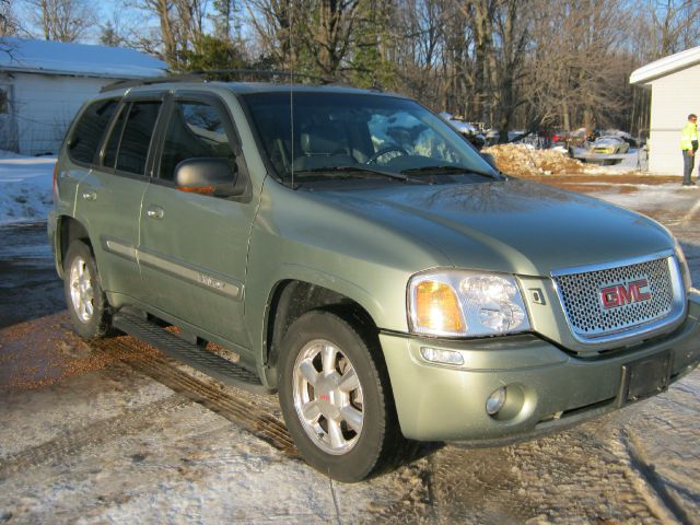 GMC Envoy 2004 photo 4