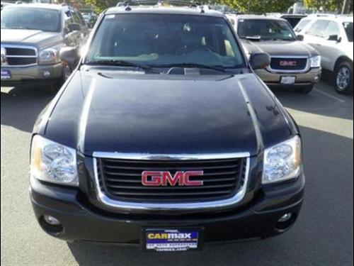 GMC Envoy 2004 photo 1