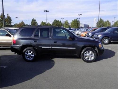 GMC Envoy 2004 photo 2