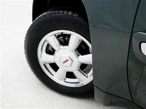 GMC Envoy 2004 photo 3