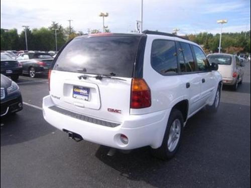 GMC Envoy 2004 photo 4