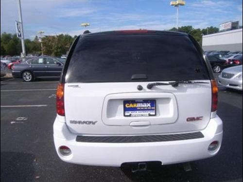 GMC Envoy 2004 photo 5