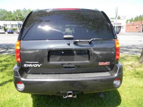 GMC Envoy 2004 photo 3