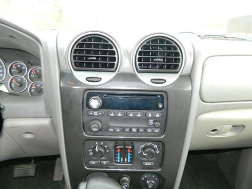 GMC Envoy 2004 photo 3