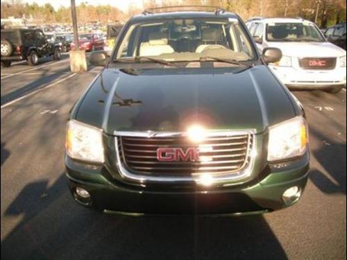 GMC Envoy 2004 photo 1