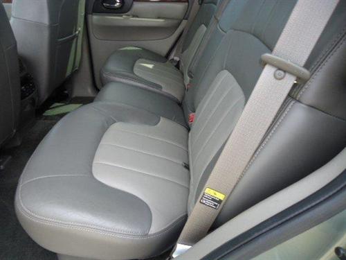 GMC Envoy 2004 photo 3