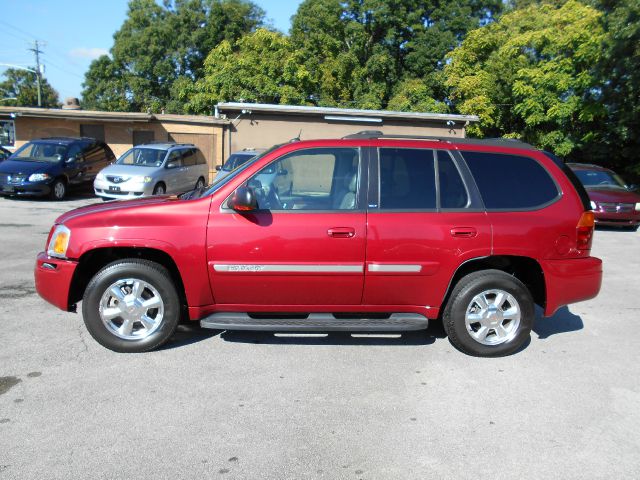 GMC Envoy Super SUV