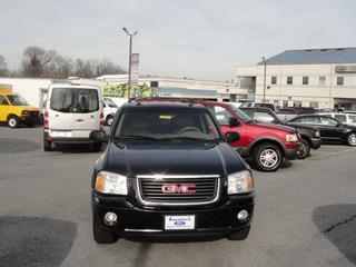 GMC Envoy 2004 photo 1