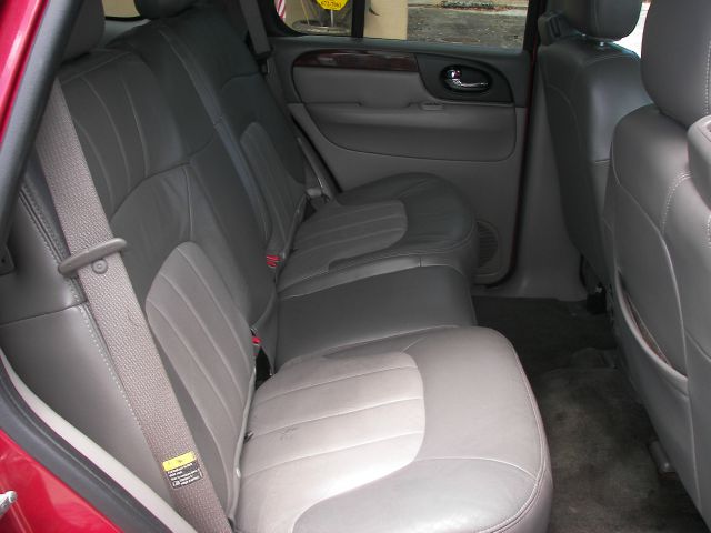 GMC Envoy 2004 photo 12