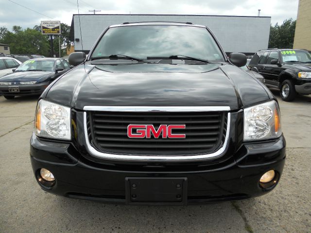 GMC Envoy 2004 photo 3