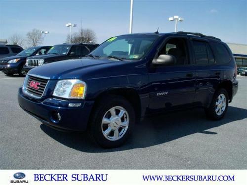GMC Envoy 2004 photo 1