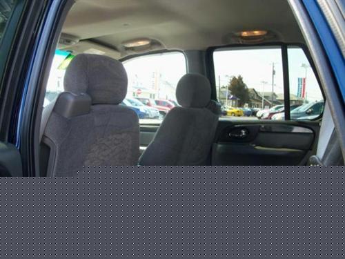 GMC Envoy 2004 photo 3