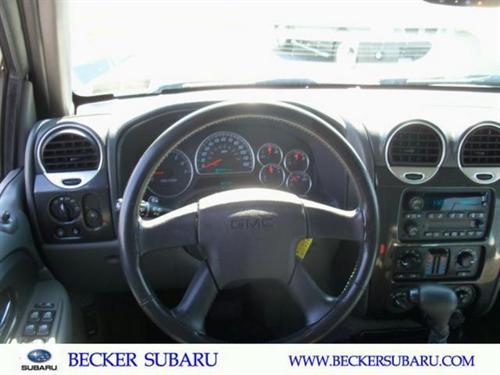 GMC Envoy 2004 photo 4
