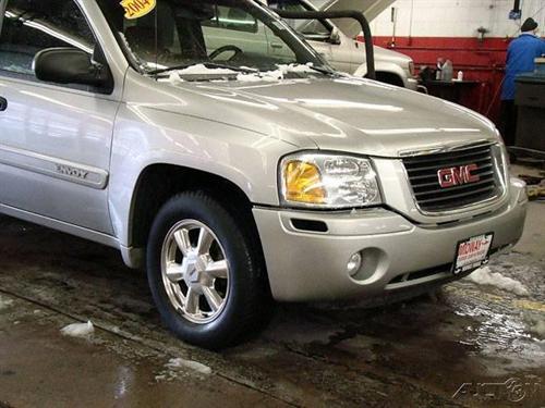 GMC Envoy 2004 photo 1