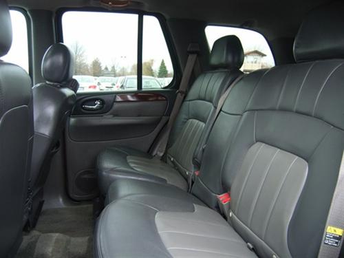 GMC Envoy 2004 photo 1