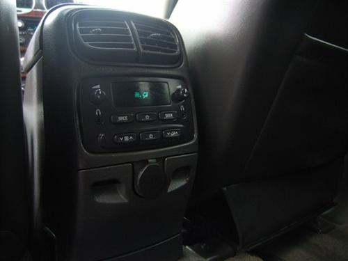 GMC Envoy 2004 photo 3