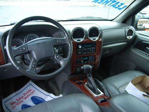 GMC Envoy 2004 photo 4