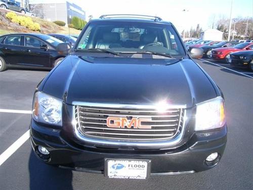GMC Envoy 2004 photo 4