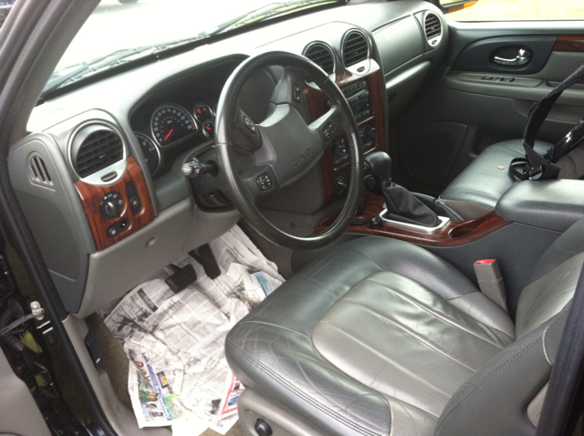 GMC Envoy 2004 photo 3