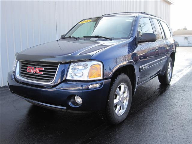GMC Envoy 2004 photo 1