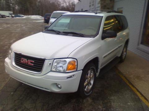 GMC Envoy 2004 photo 4