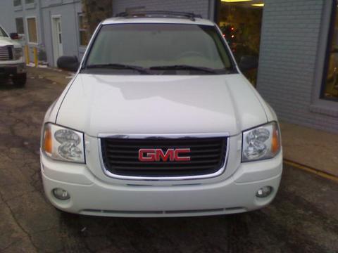 GMC Envoy 2004 photo 1