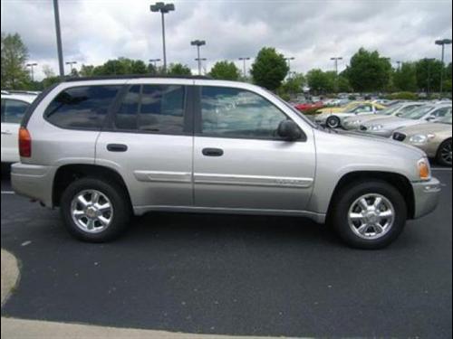 GMC Envoy 2004 photo 3