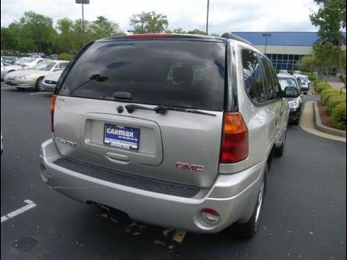 GMC Envoy 2004 photo 4