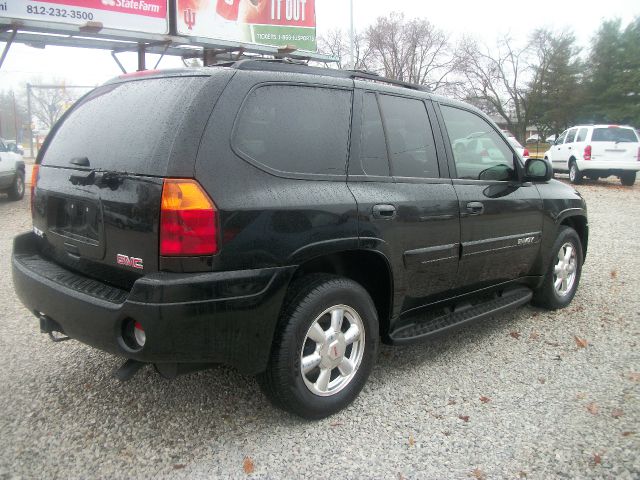 GMC Envoy 2004 photo 3